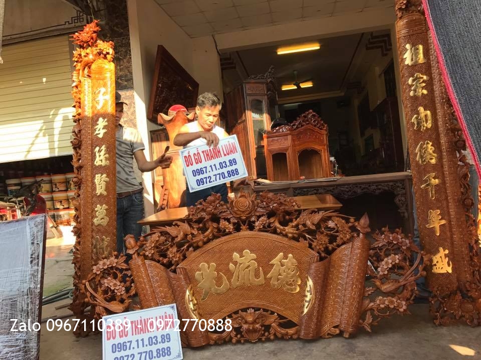 Cuốn Thư Câu Đối Gỗ Gõ Đỏ Chữ Dát Vàng 9999.