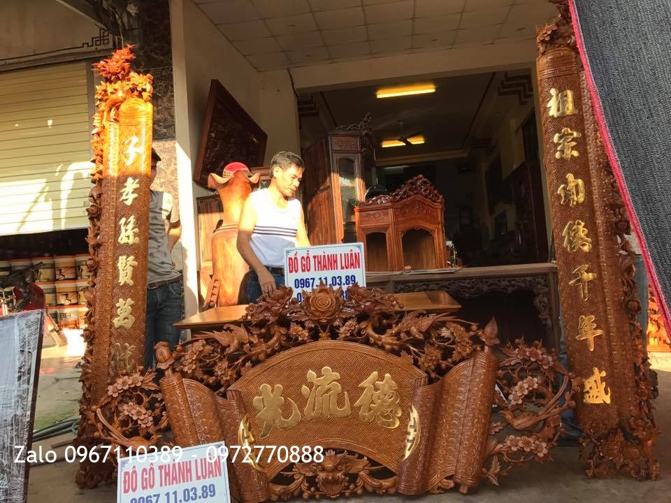 Cuốn Thư Câu Đối Gỗ Gõ Đỏ Chữ Dát Vàng 9999.