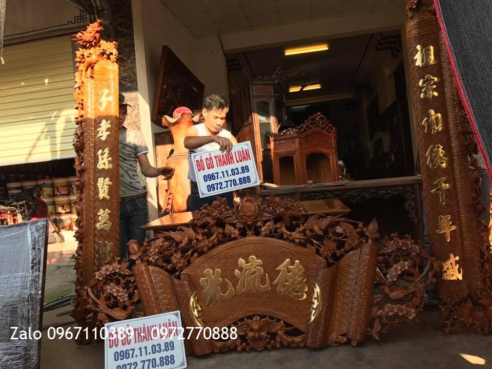 Cuốn Thư Câu Đối Gỗ Gõ Đỏ Chữ Dát Vàng 9999.