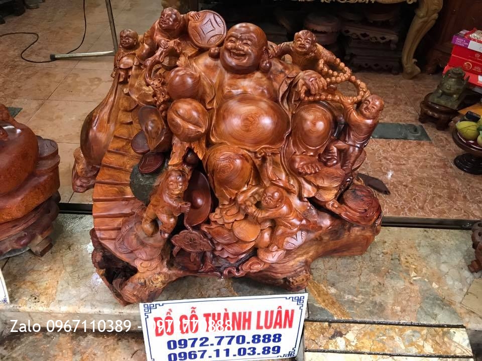 2 Pho Tượng Gỗ Hương Đỏ Lào, Đông Con Nhiều Cháu.