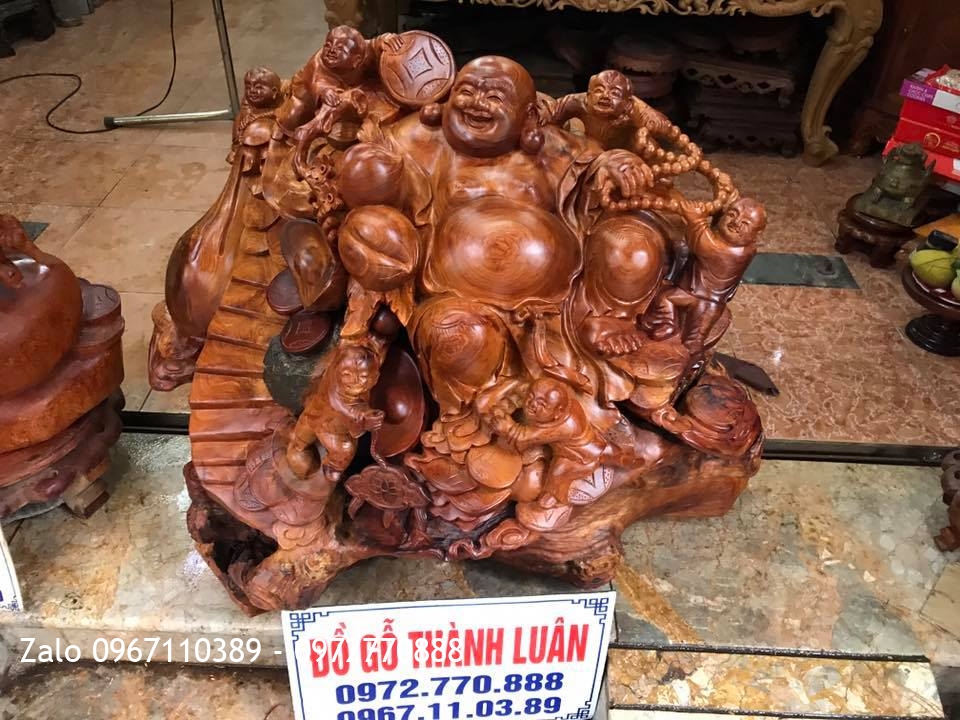 2 Pho Tượng Gỗ Hương Đỏ Lào, Đông Con Nhiều Cháu.