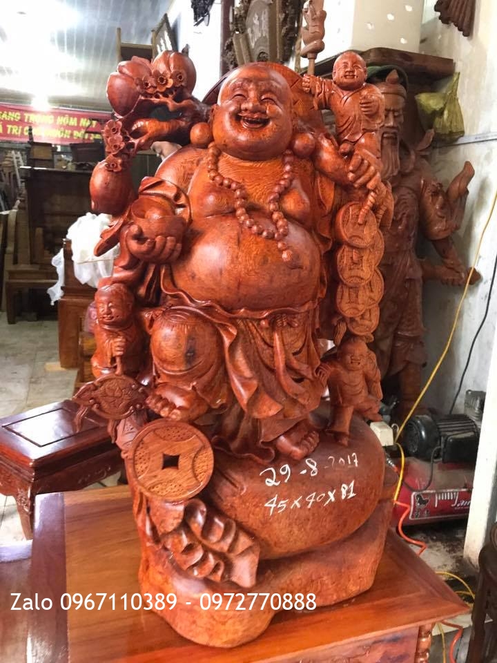 2 Pho Tượng Gỗ Hương Đỏ Lào, Đông Con Nhiều Cháu:.