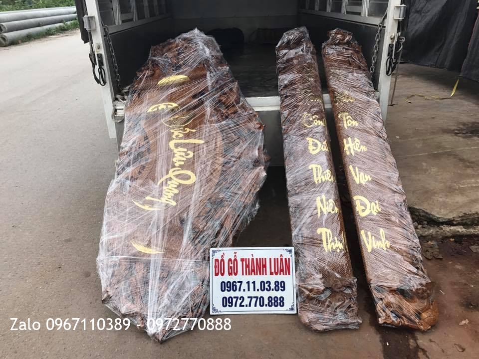 Cuốn Thư Câu Đối Gỗ Gụ chữ Quốc Ngữ. Khách Thanh Sơn Phú Thọ