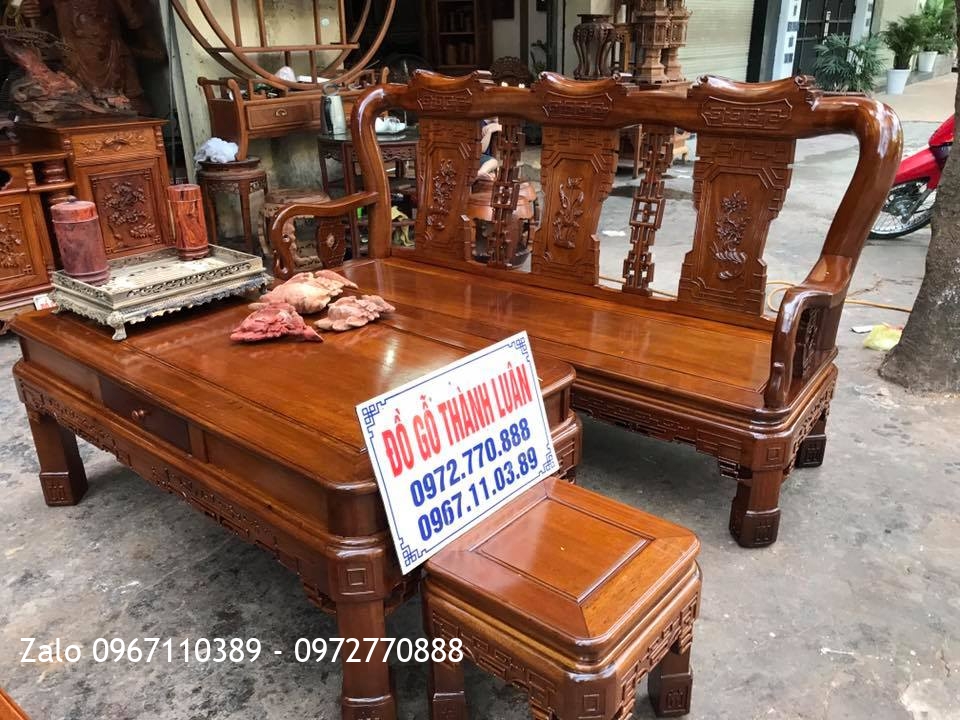 Bàn Giao Bộ Bàn ghế Minh Quốc Triện Gỗ Gụ, Kệ Tivi Gỗ Hương. GD A Đăng Hải Phòng.