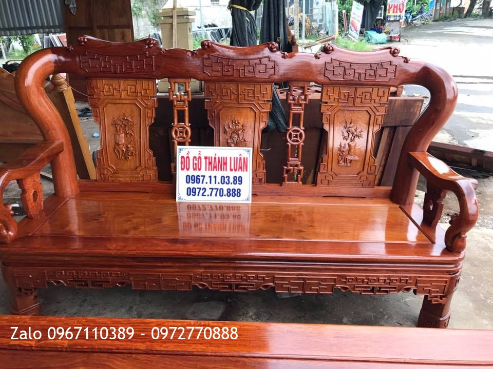 VIP Bàn Ghế Quốc Triện, Kệ Tivi Gỗ Hương Đỏ. Chú Hùng Yên Bái;