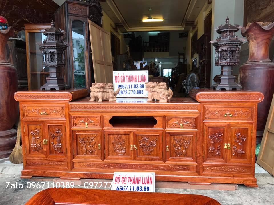 VIP Bàn Ghế Quốc Triện, Kệ Tivi Gỗ Hương Đỏ. Chú Hùng Yên Bái.