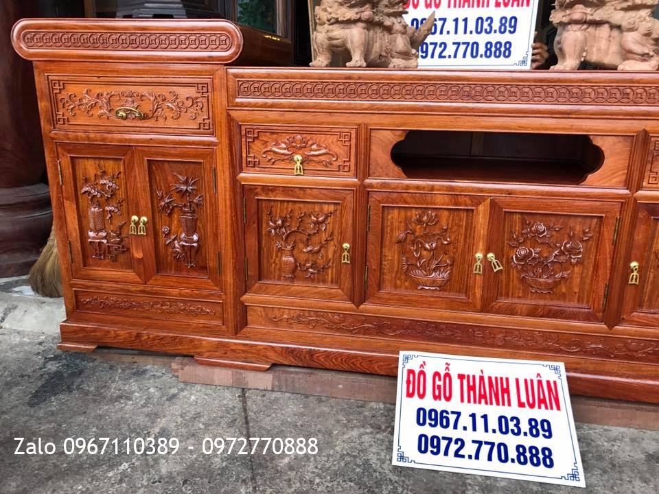 VIP Bàn Ghế Quốc Triện, Kệ Tivi Gỗ Hương Đỏ. Chú Hùng Yên Bái.,