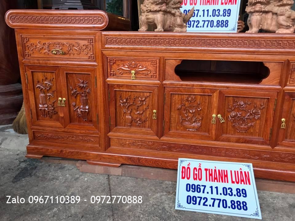 VIP Bàn Ghế Quốc Triện, Kệ Tivi Gỗ Hương Đỏ. Chú Hùng Yên Bái.,