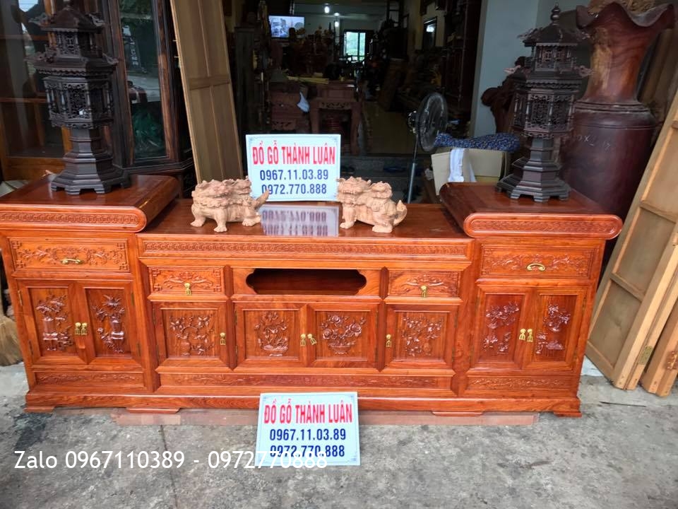 VIP Bàn Ghế Quốc Triện, Kệ Tivi Gỗ Hương Đỏ. Chú Hùng Yên Bái..