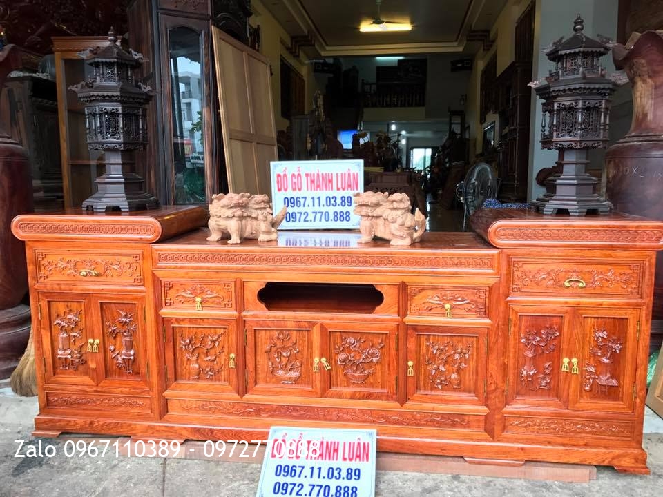 VIP Bàn Ghế Quốc Triện, Kệ Tivi Gỗ Hương Đỏ. Chú Hùng Yên Bái:
