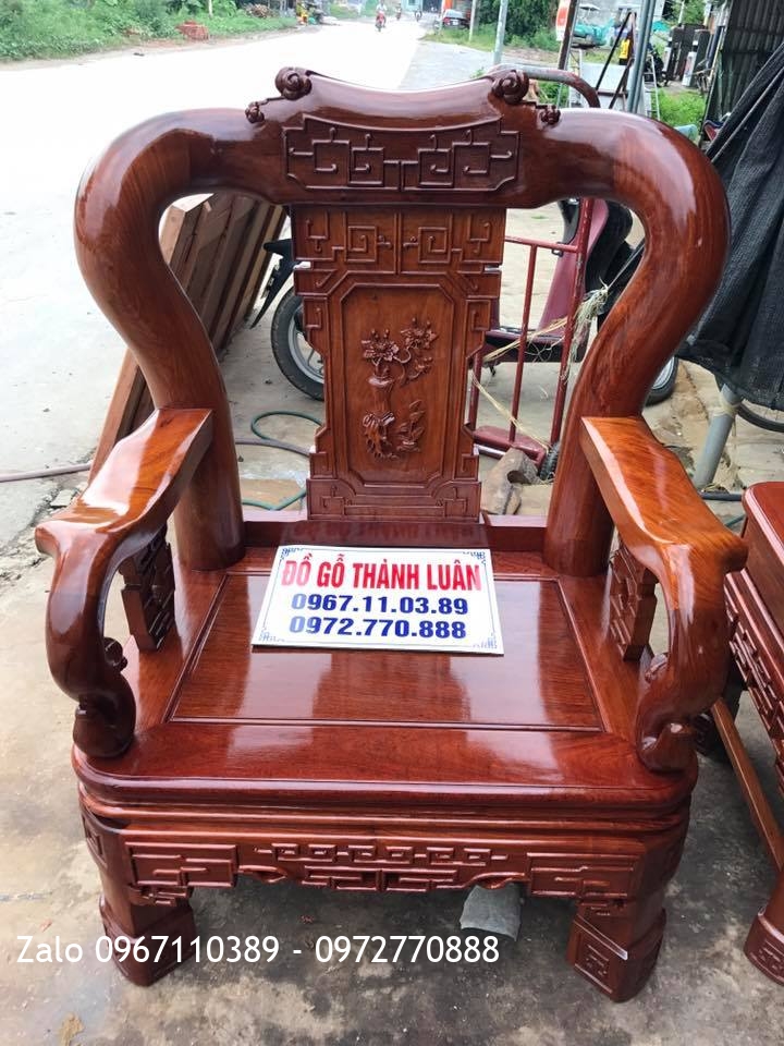 VIP Bàn Ghế Quốc Triện, Kệ Tivi Gỗ Hương Đỏ. Chú Hùng Yên Bái::.