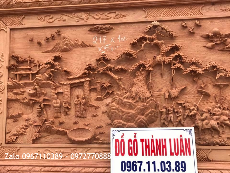Tranh Gỗ Đục Vinh Quy Bái Tổ Gỗ Hương Đá.2m17x1m.