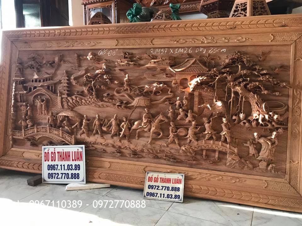 Tranh Vinh Quy Bái Tổ Gỗ Gõ Đỏ.2m56-1m26. Dày 7,5cm,