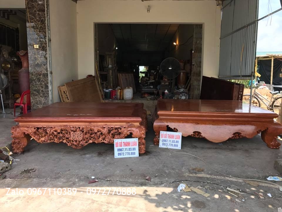2 Sập Gỗ Cẩm Lai Mặt 1 Lá Vân Víp. Chú Trụ Hoài Đức HN.