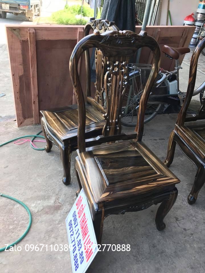 Bộ Bàn Ghế Ăn Gỗ Mun Mẫu Cây Đàn. A Mạnh Mỹ Đình HN.