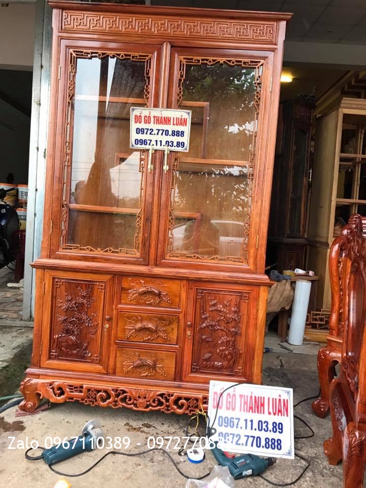 Bộ Ghế Ăn Mẫu Lu-i, Tủ Rượu Gỗ Hương Đỏ Lào. Khách Vĩnh Phúc.