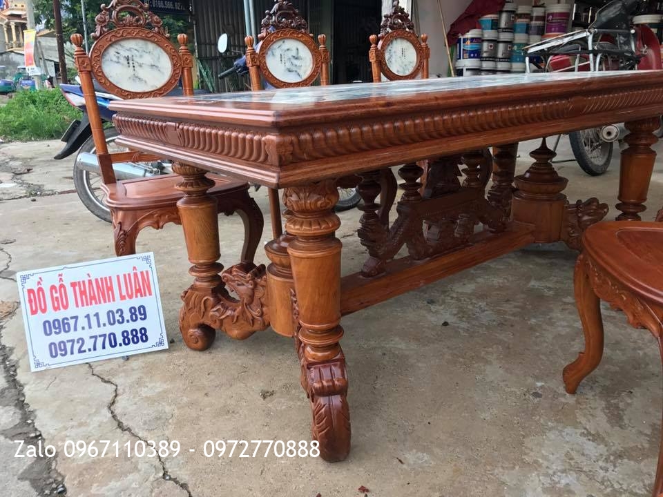 Bộ bàn ghế ăn vách đá Mẫu Đồng Hồ Pháp Cổ. Khách Hà Tĩnh.