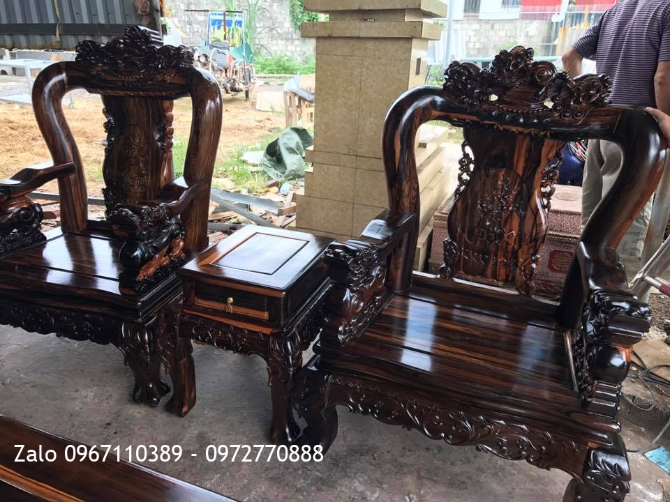 Kệ TiVi, Bộ Bàn Ghế MInh Quốc Nghê Gỗ Mun Hoa. Khách Thanh Hoá.,