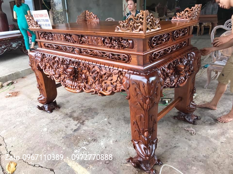 Sập Thờ Đục Sen Gỗ Gụ VÍP. A Hoà Hưng Yên..