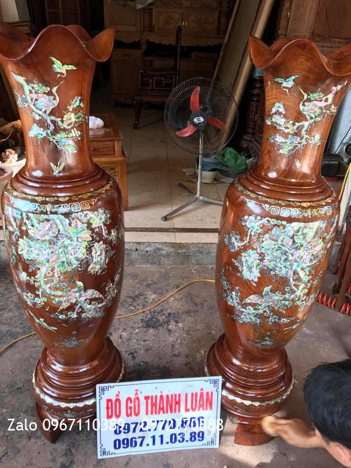 i Lọ Gỗ Hương Đỏ Lào Khảm Ốc 1m39:.