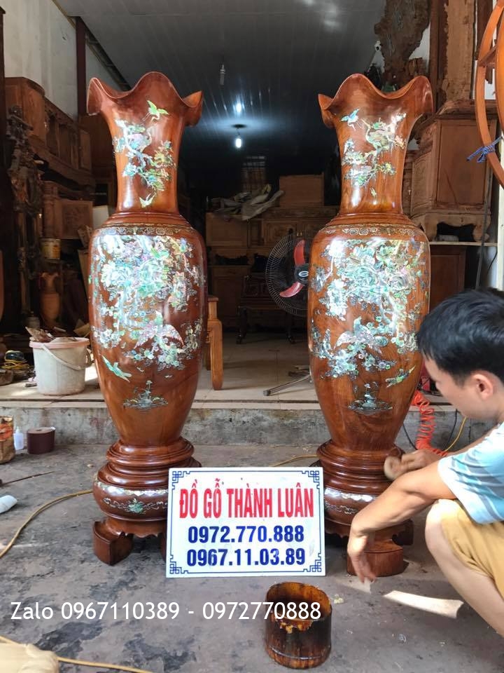 i Lọ Gỗ Hương Đỏ Lào Khảm Ốc 1m39:.