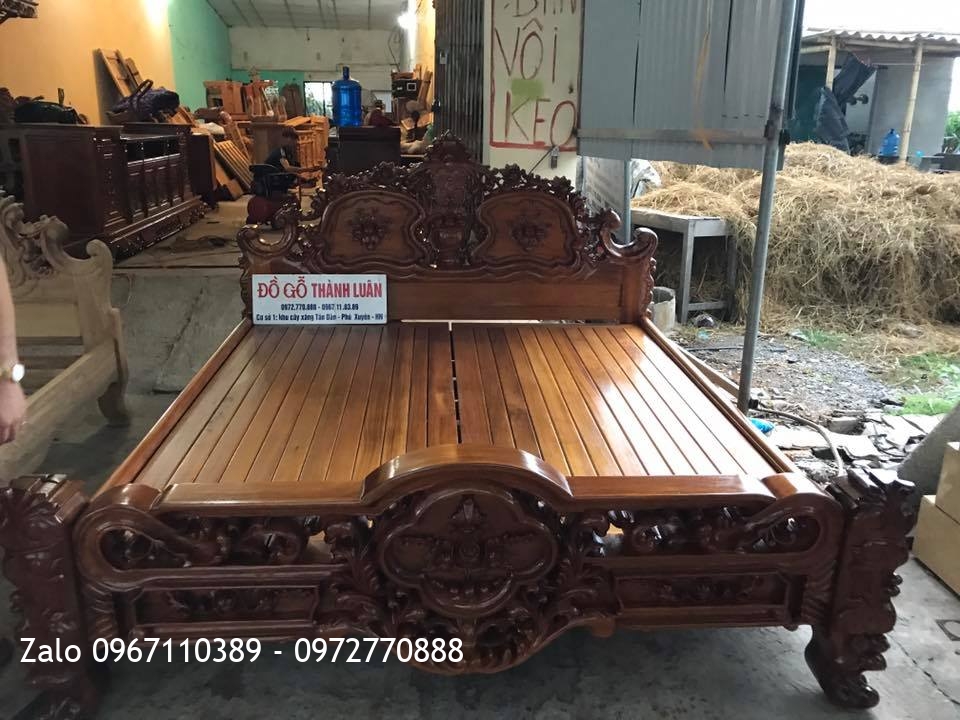 Giường Hoa Hồng Gỗ Gụ Mẫu Lu-i 1m8-2m. Khách TPHCM..