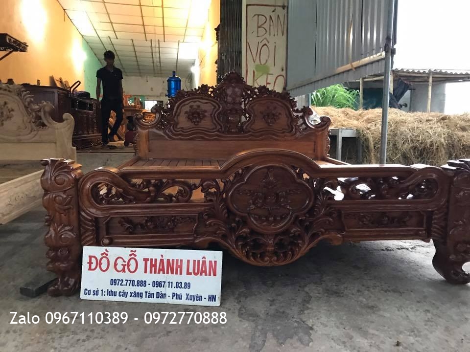 Giường Hoa Hồng Gỗ Gụ Mẫu Lu-i 1m8-2m. Khách TPHCM: