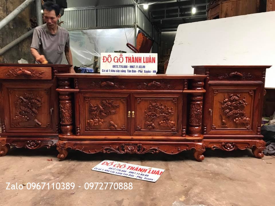 Kệ Tivi Gỗ Hương Đỏ Lào 4 Cánh Đục Tứ Quý. A Hào Văn Giang Hưng Yên,
