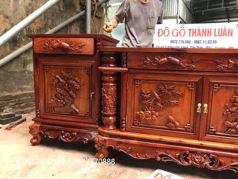 Kệ Tivi Gỗ Hương Đỏ Lào 4 Cánh Đục Tứ Quý. A Hào Văn Giang Hưng Yên,