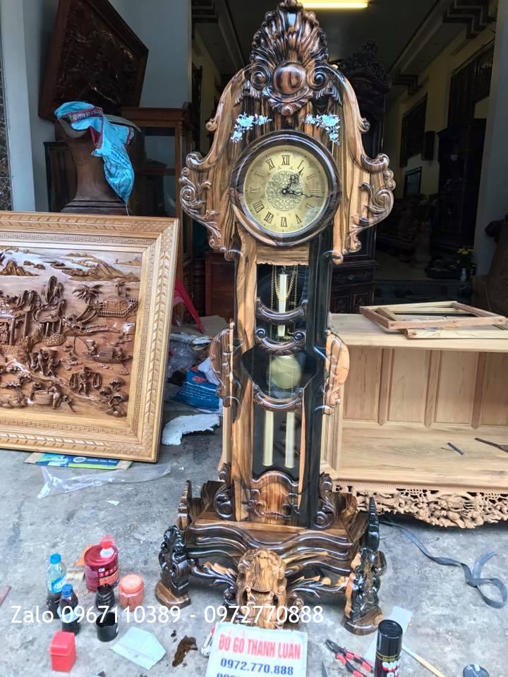 Tranh Đồng Quê Gỗ Gụ, Đồng Hồ Gỗ Mun. Khách Móng Cái Quảng Ninh.