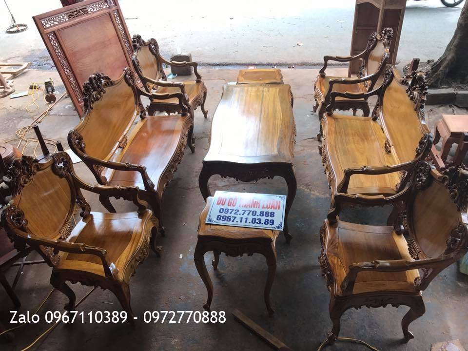 Bộ Bàn Ghế Lu-i(Louis) Gỗ Gụ Ta Quảng Bình. Khách TPHCM.