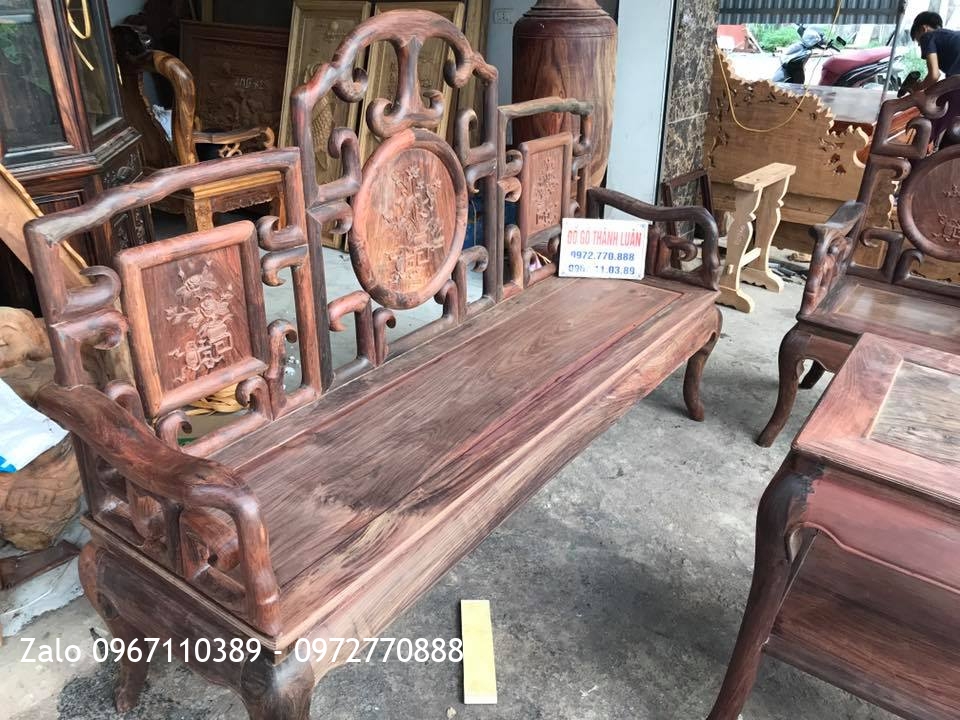 Bộ Ghế Móc Gỗ Trắc Đỏ Gồm 8 Món,.