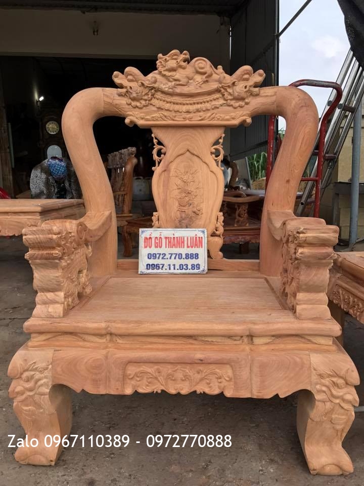 Bộ Bàn Ghế Minh Nghê Gỗ Gõ Đỏ C12 Chân 14 VIP,