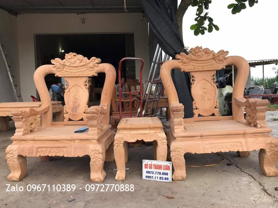 Bộ Bàn Ghế Minh Nghê Gỗ Gõ Đỏ C12 Chân 14 VIP.