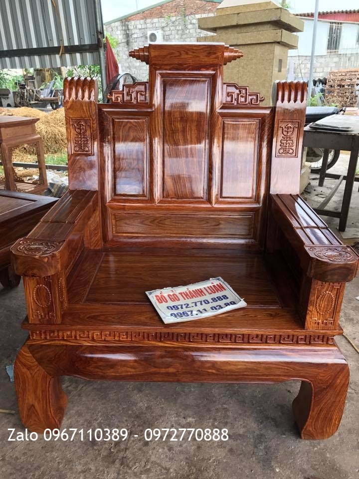 Bộ Ghế Như Ý Cuốn Thư Tay Thẻ Bài Chân Cong Gỗ Hương Vân Đỏ. A Hiệp Long Biên HN
