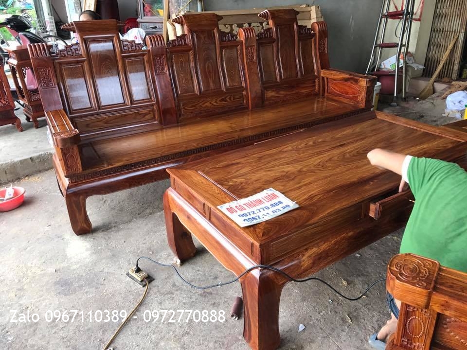 Bộ Ghế Như Ý Cuốn Thư Tay Thẻ Bài Chân Cong Gỗ Hương Vân Đỏ. A Hiệp Long Biên HN.