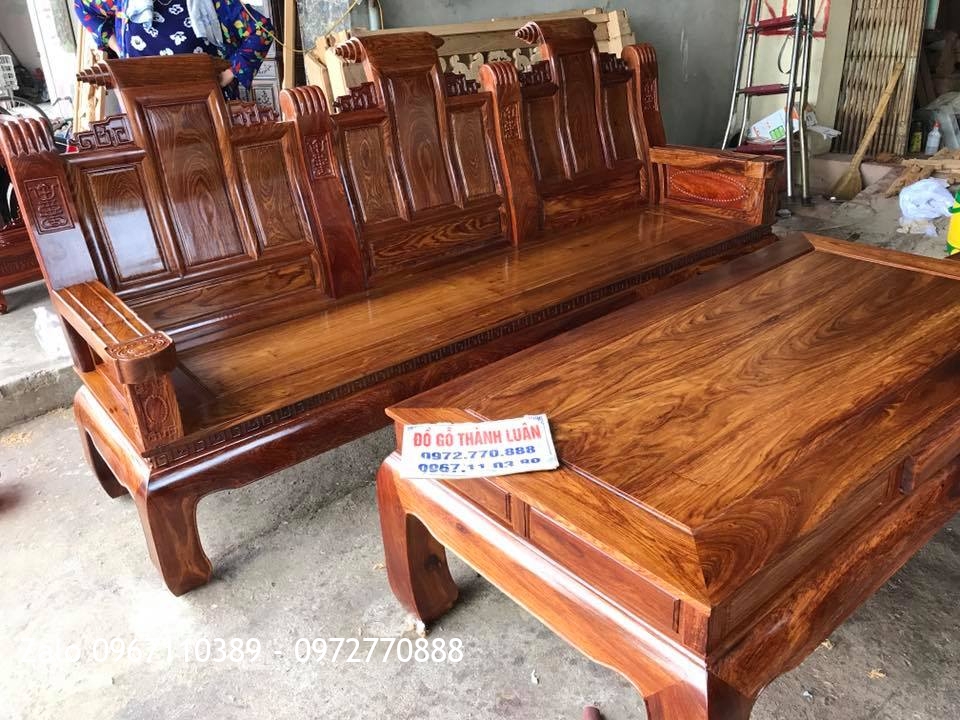 Bộ Ghế Như Ý Cuốn Thư Tay Thẻ Bài Chân Cong Gỗ Hương Vân Đỏ. A Hiệp Long Biên HN.: