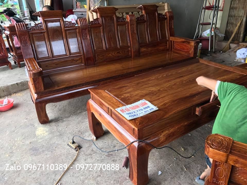 Bộ Ghế Như Ý Cuốn Thư Tay Thẻ Bài Chân Cong Gỗ Hương Vân Đỏ. A Hiệp Long Biên HN: