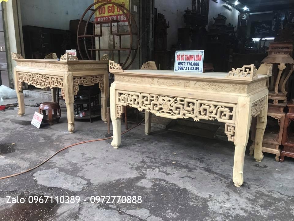 2 Chiếc Bàn Thờ Mẫu Triện Phúc Thọ Gỗ Gụ.