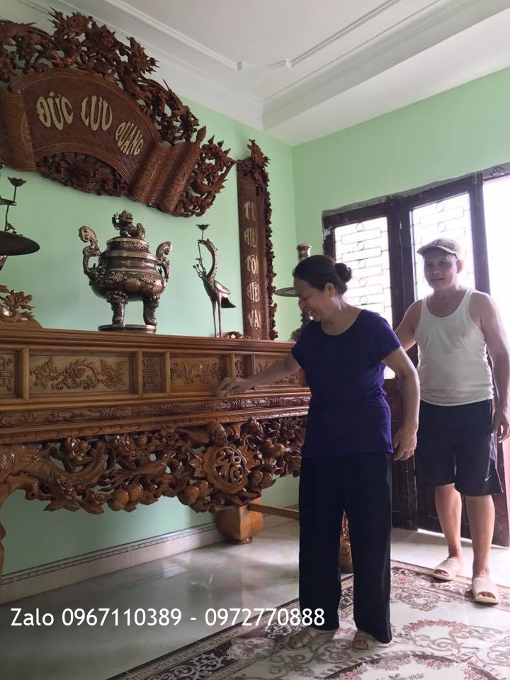 Sập Thờ, Cuốn Thư Câu Đối Gỗ Gụ. Cô Chú Tiền Phương Cầu Rền Tp HN.