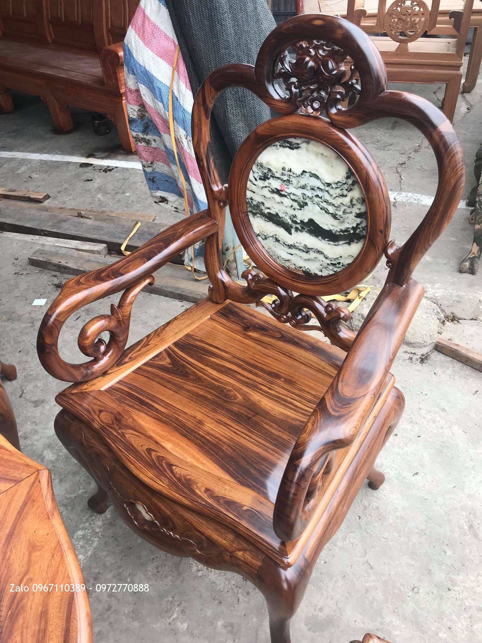 Bộ Bàn Ghế Guột Nho Gỗ Gụ Ta Quảng Bình Vân Víp 7 Món
