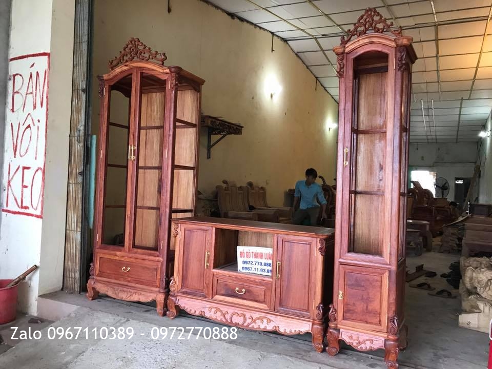 Kệ Tivi Gỗ Hương Đỏ (Mẫu 3 Tủ Nối Pháp) dài 2m50