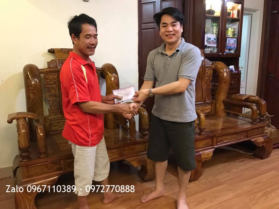 2 Ghế Tần Thuỷ Hoàng Cột 16 Khủng Gỗ Hương Vân. A Tuân Hà Đông@.