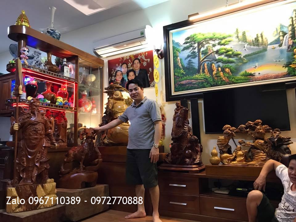 2 Ghế Tần Thuỷ Hoàng Cột 16 Khủng Gỗ Hương Vân. A Tuân Hà Đông: