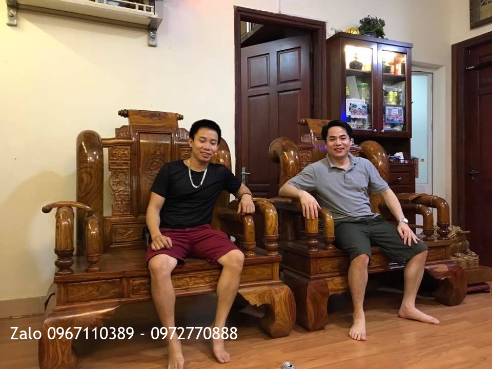 2 Ghế Tần Thuỷ Hoàng Cột 16 Khủng Gỗ Hương Vân. A Tuân Hà Đông::.