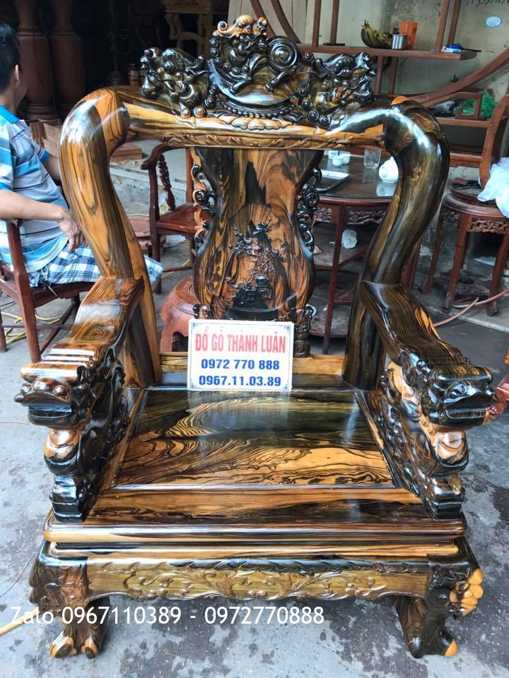 Bộ Minh Quốc Nghê Gỗ Mun Chọn Vân Hoa Da Báo. A Quân Hải Phòng-