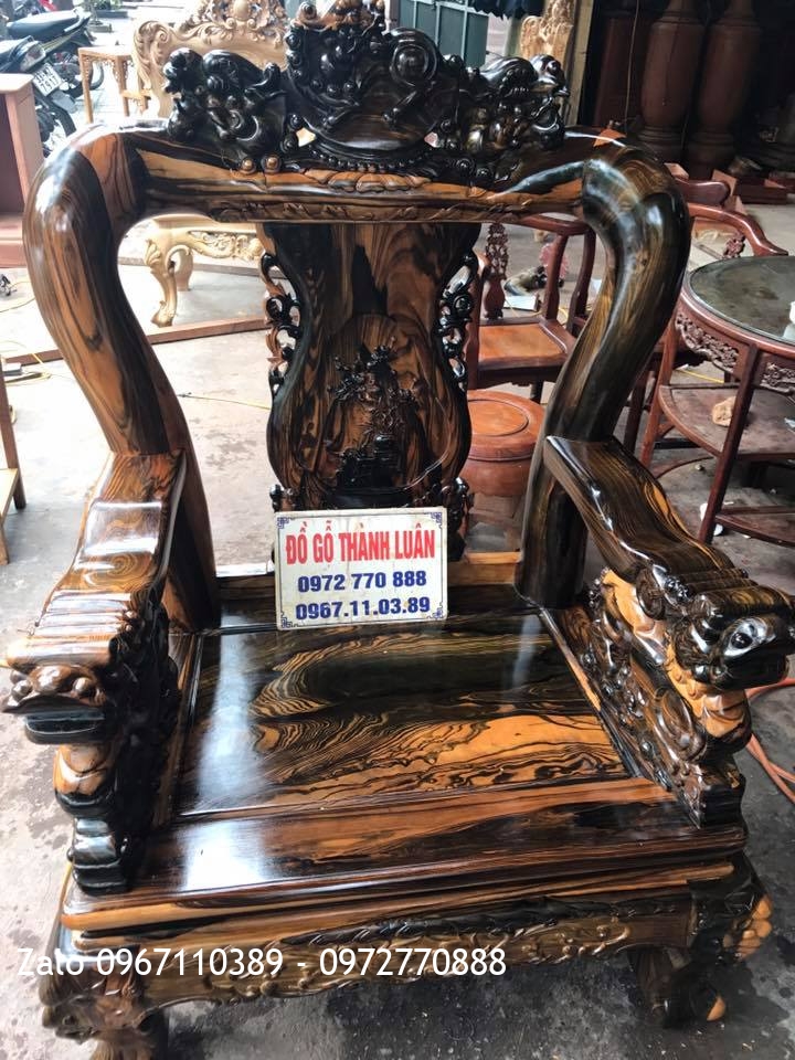 Bộ Minh Quốc Nghê Gỗ Mun Chọn Vân Hoa Da Báo. A Quân Hải Phòng.