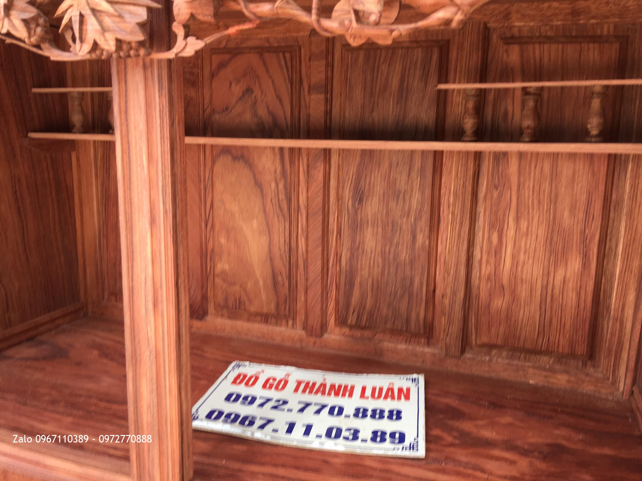 TỦ CHÈ CẨM LAI VÂN VÍP ĐẶC SẮC:.