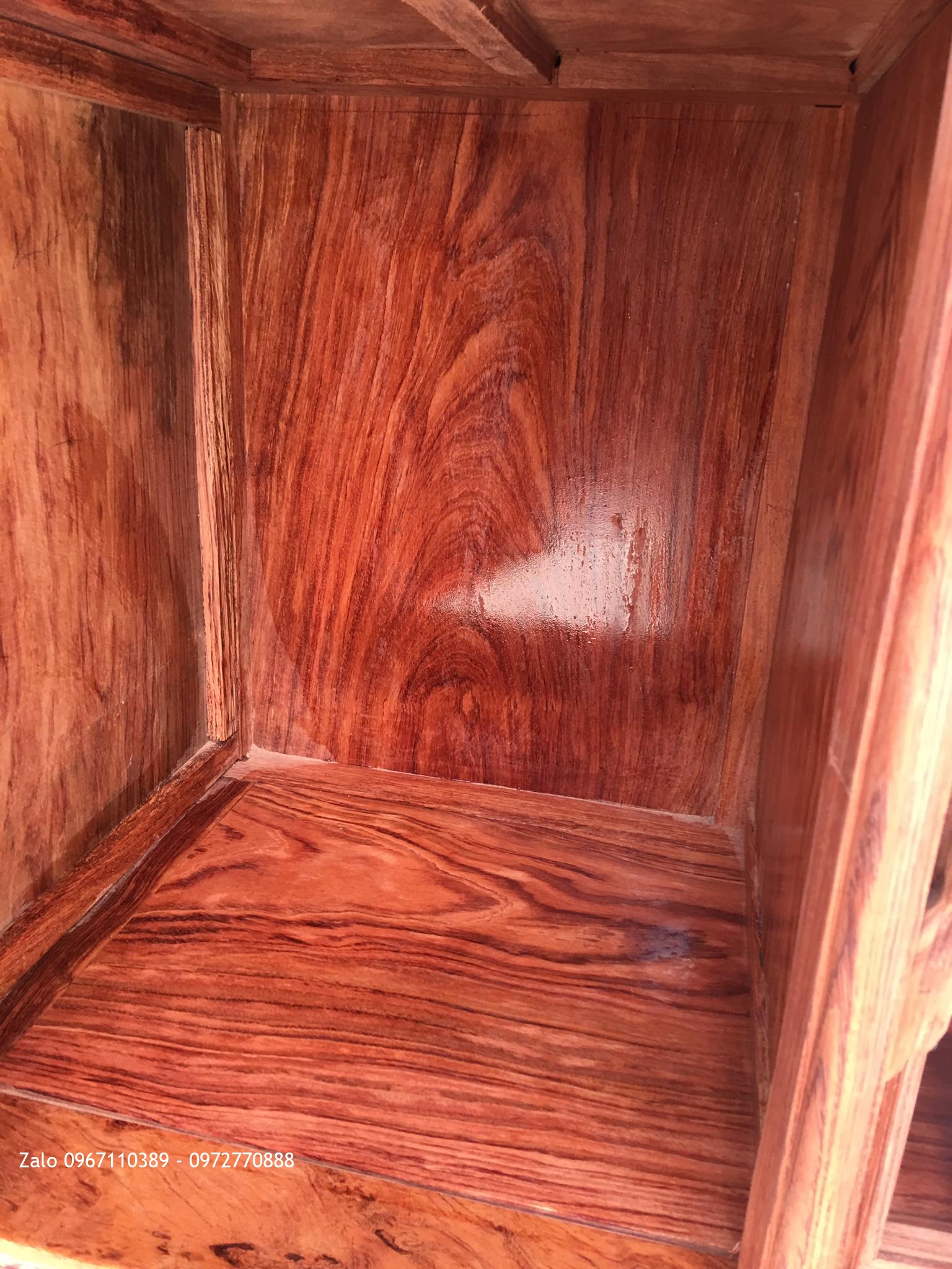 TỦ CHÈ CẨM LAI VÂN VÍP ĐẶC SẮC::