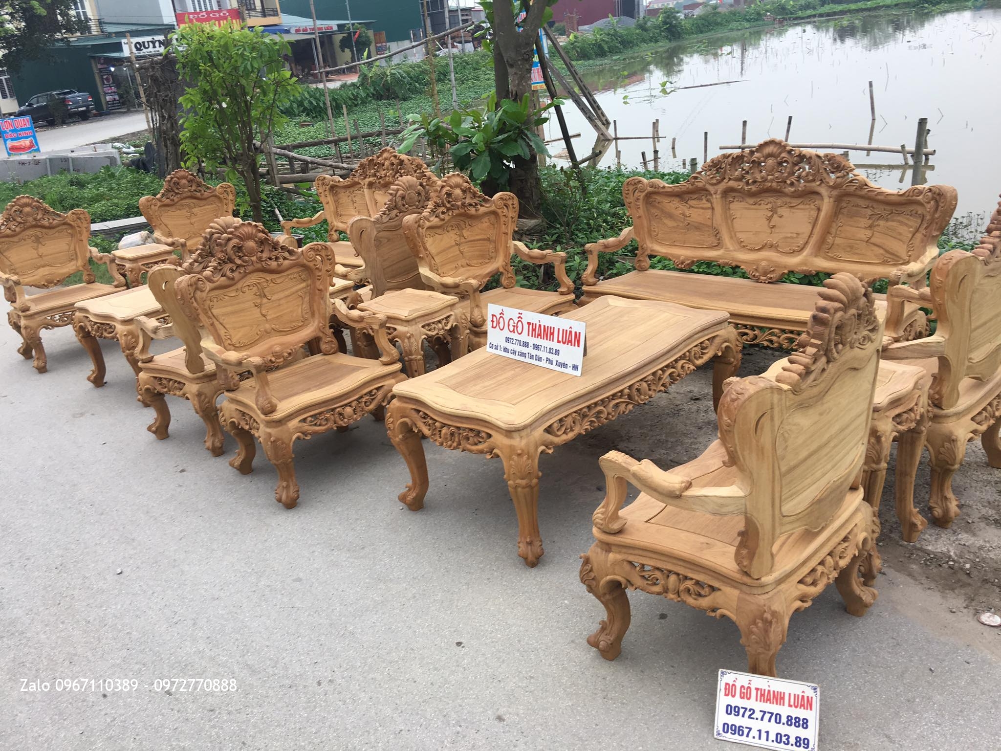 2 Bộ Bàn Ghế Lu-i Đại Gỗ Gụ Ta Quảng Bình Siêu Víp,.